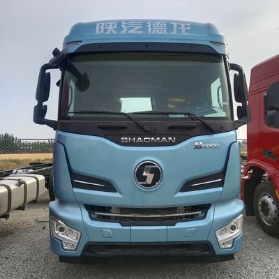 Cargo Box in acciaio al carbonio Diesel Tractor Truck per applicazioni pesanti in Asia centrale