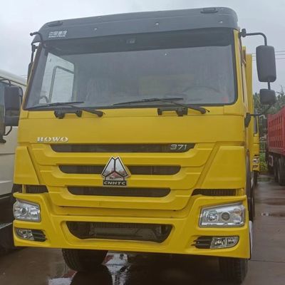Usato Sinotruk HOWO 6X4 camion pesante di attrezzature minerarie con una capacità di 50 t in grande domanda