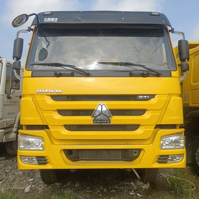 Capacità di carico 21-30 t Sinotruk Dump Truck con pneumatici da 371 CV e sistema di sterzo idraulico