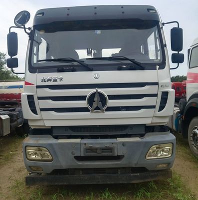 Camion-trattore diesel Beiben ad alta potenza di 430 CV per il trasporto di merci pesanti