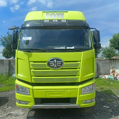 6×4 ruota motrice FAW Jiefang J6p420HP Diesel Heavy-Duty Truck con capacità di traino superiore
