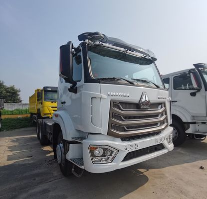 Materiale in acciaio al carbonio HOWO Durable Tractor Used Truck 6500.000kg Pacco Peso lordo