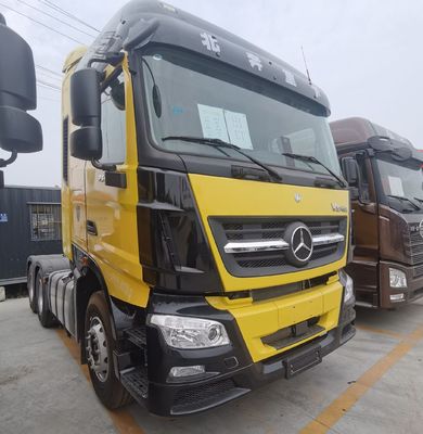 Camion-trattore diesel Beiben da 420 CV con sistema di guida idraulica e assistenza elettrica
