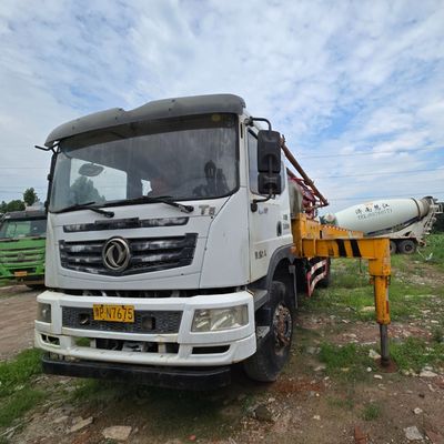Camion pompatore a telaio Sinotruk con cabina con condizionatore d'aria e sistema di sterzo idraulico