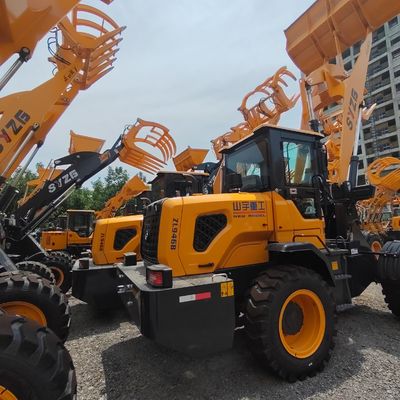 Carico accurato del materiale con caricatore compatto portatile giallo e motore Euro 5 495 volte