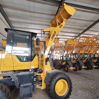 Carico accurato del materiale con caricatore compatto portatile giallo e motore Euro 5 495 volte