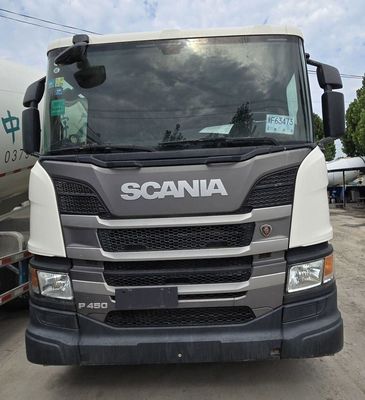 Chassis di camion pompaggio ad alta potenza 8*4 con servosterzo idraulico e pneumatici