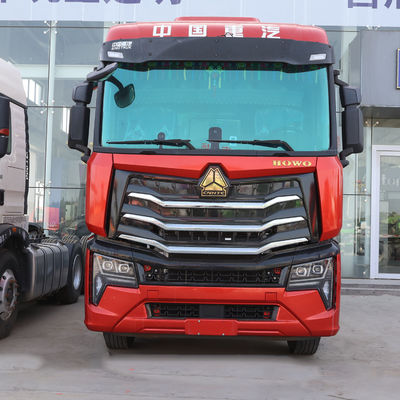 Sinotruk Tractor Trailer con serbatoio del carburante da 400L e sedile del conducente