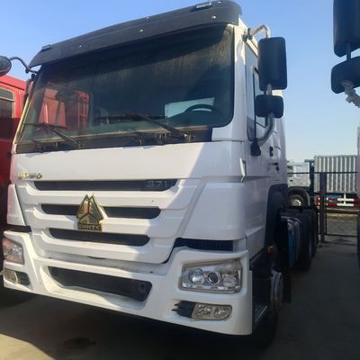 Pagamento completo Pesante 400 HP HOWO Tractor Trailer Truck con tipo di trasmissione manuale