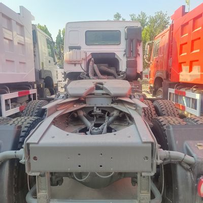 Pagamento completo Pesante 400 HP HOWO Tractor Trailer Truck con tipo di trasmissione manuale