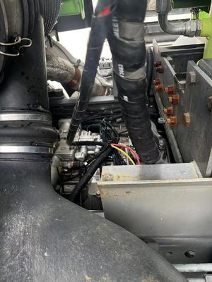 Usato 440 cavalli 8X4 Dump Truck con 7,2 metri di capacità di carico e cabina climatizzata