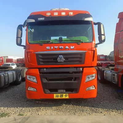 Potente Sinotruck Sitrak G7 CNG 6X4 Camion-trattore 480 CV con capacità del motore &gt; 8L