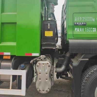 Guida idraulica con assistenza elettrica colore personalizzato 6X4 Sinotruk Chassis Dump Truck