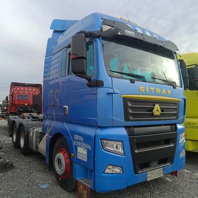 8×4 Zz4257n3247e1h 480 CV camion rimorchiato a semi-remolchi a GNC con serbatoio di 1000L e ≤5 posti a sedere