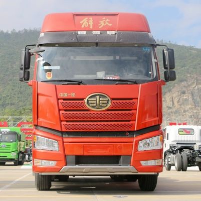 31-40 t Capacità di carico Camion-trattore pesante con sospensione pneumatica e motore da 420 CV