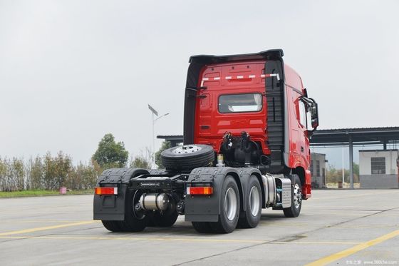 Capacità di carico da 31 a 40 tonnellate Guarda il nostro trattore pesante da 420 CV con sospensione aerea