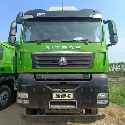 Chassis del camion da scarico Sinotruk Materiale della scatola di carico in acciaio al carbonio e standard di emissioni Euro 3