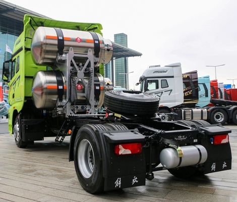 4*2 6*4 GNL GNC Trattivo Testa principale Motore 380 420 460 510HP 6 10 ruote Testa trattore camion