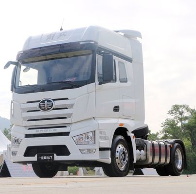 31-40t Sinotruk Sitrak T7 Shacman FAW Foton HOWO 6X4 Semi rimorchio testa di ribaltatore dumper carrello elettrico spazzatura carico carburante serbatoio di acqua miscelatore camion pesante trattore