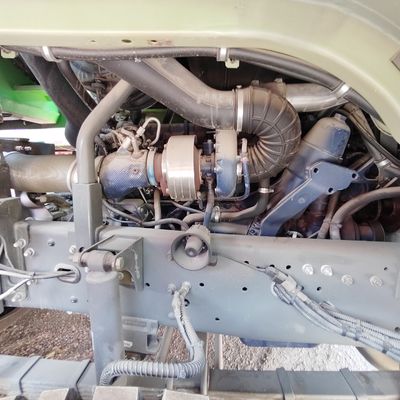 8.54m*2.55m*3.45m Dimensione del pneumatico Sinotruck Camion pesante per il trasporto