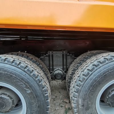 30 tonnellate 8x4 HOWO Shacman Used Tipper Truck 380HP 20cbm Automatic Dump Truck per l'estrazione mineraria