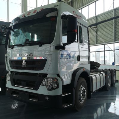 Usato HOWO Camion a gomma 460 CV 6×4 Camion a gomma con rimorchio con 351-450 CV