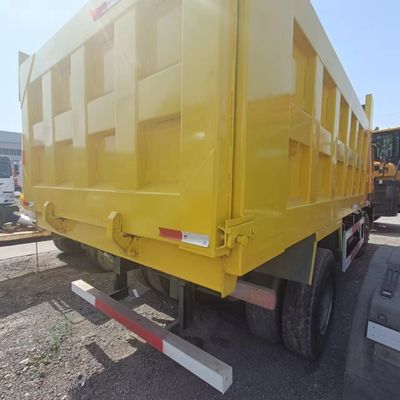 Sinotruk 6x4 Dump Truck HOWO 336 con telaio pesante e 251-350 CV