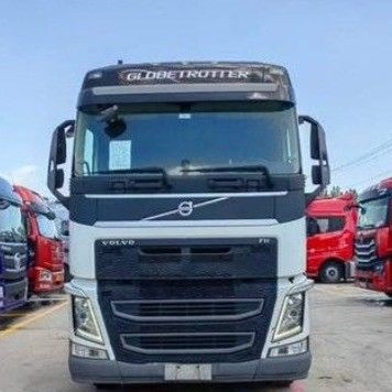 Volvo prime s Trattore usato Aggiornato a 460 CV 6X2r National V con sterzo idraulico