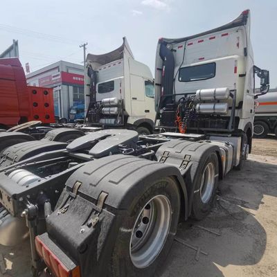 Trattore da scarico pesante da 540 CV per carichi pesanti e trasporti a lunga distanza