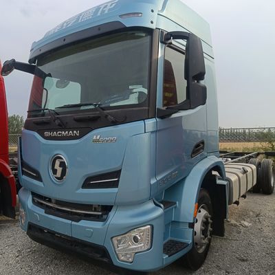 Cargo Box in acciaio al carbonio Diesel Tractor Truck per applicazioni pesanti in Asia centrale
