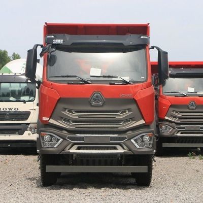 Camion FAW 8X4 con pneumatici e servosterzo idraulico