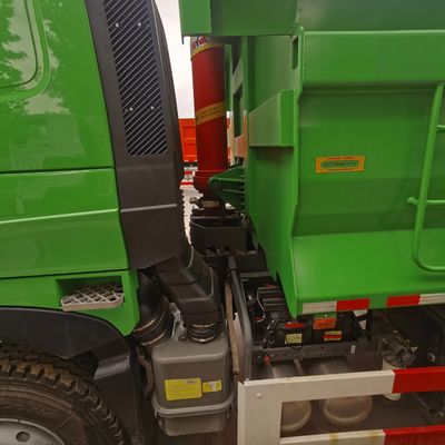 Camioneria della spazzatura Shacman 6X4 con telaio Sinotruk con capacità di carico da 21 a 30 t