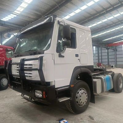 Sinotruk Haowo Light Tractor Trailer con capacità del motore&gt; 8L e certificazione ISO