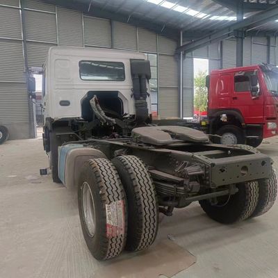 Sinotruk Haowo Light Tractor Trailer con capacità del motore&gt; 8L e certificazione ISO