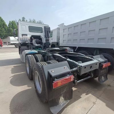 Personalizzazione in Africa Sinotruk HOWO 371HP 6X4 10 ruota Relè capo trattore camion