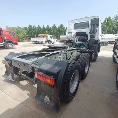 Personalizzazione in Africa Sinotruk HOWO 371HP 6X4 10 ruota Relè capo trattore camion