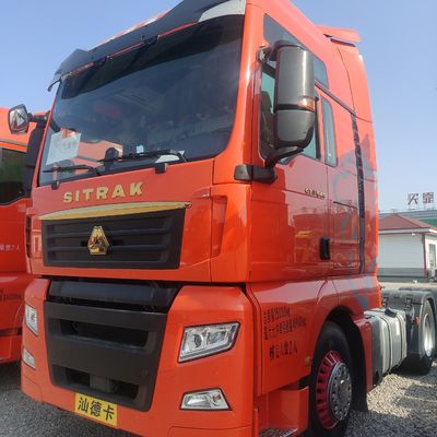 Sedile del conducente Camion pesante di seconda mano Sitrak G7h trattore con pneumatici senza tubi