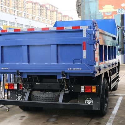 Capacità del motore 4-6L 160 cavalli Chassis Sinotruk camion minerario rinnovato per il Congo