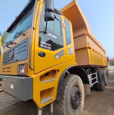 Dispositivo di scarico pesante a trasmissione manuale su telaio Sinotruk con sterzo azionato