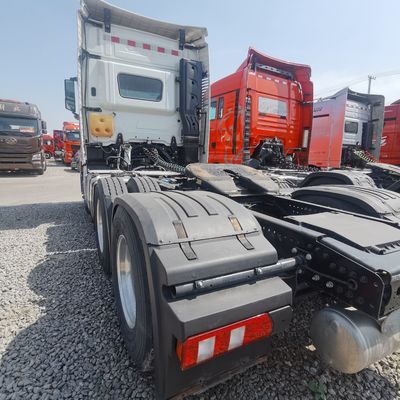 Dongfeng Shacman 7 Tons Trailer Hitch con serbatoio del carburante 400L e tipo di trasmissione automatica