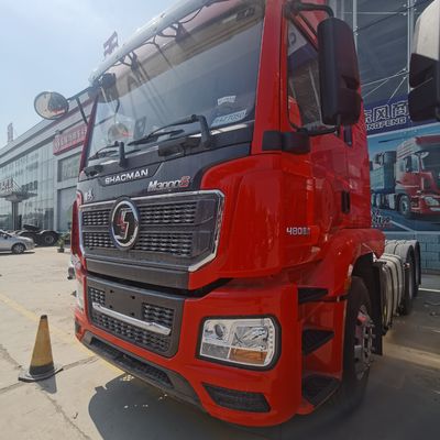 Camionetto da 400L con serbatoio di carburante Shacman con trasmissione manuale e sedile a sospensione pneumatica
