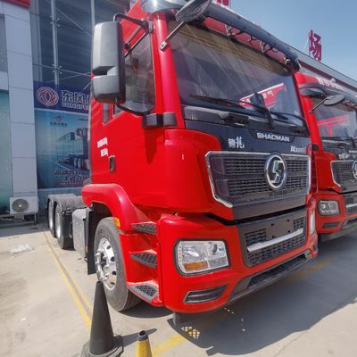 Camionetto da 400L con serbatoio di carburante Shacman con trasmissione manuale e sedile a sospensione pneumatica