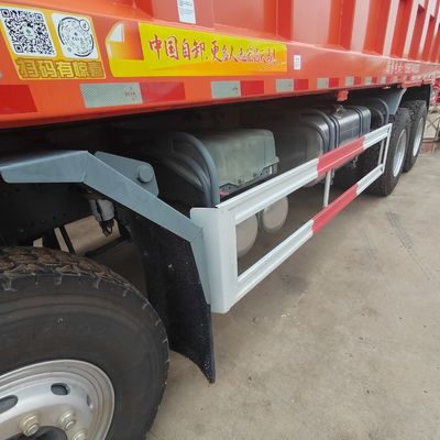 Tipo di sollevamento anteriore utilizzato Sinotruk HOWO 6*4 Dump Tipper Truck per il trasporto pesante