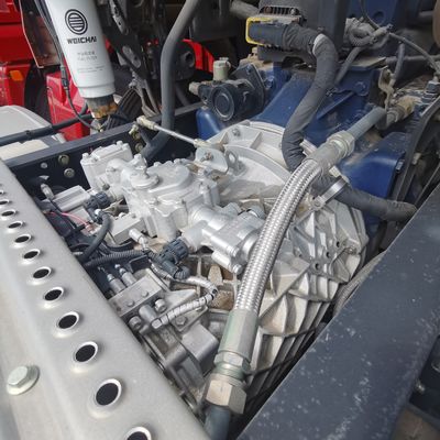 Chassis a scarico con sistema di sterzo idraulico azionato e capacità motore 4-6L