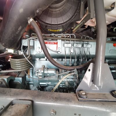 Camion pesante nazionale 8X4 Camion a scarico Conditioner a sterzo idraulico Cabina inclusa