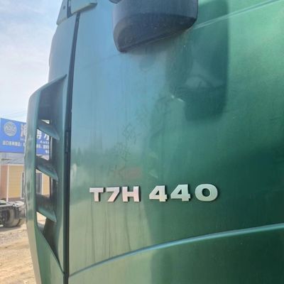 Camion di trasporto ecologico T7h con design verde e pesante