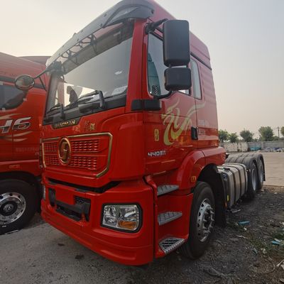 440 HP Shacma Heavy Duty Tractor Truck per trainare semirimorchio in acciaio al carbonio