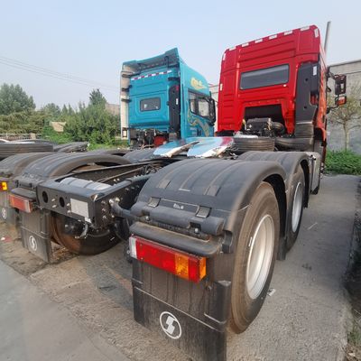 440 HP Shacma Heavy Duty Tractor Truck per trainare semirimorchio in acciaio al carbonio