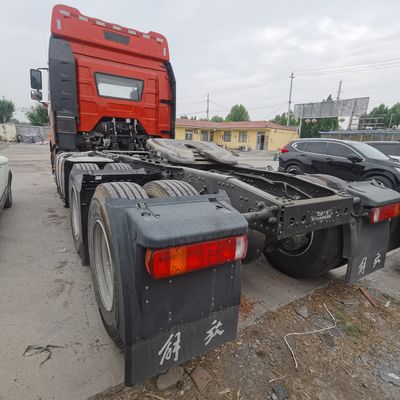 Potenza 520HP Sinotruck Traktor Truck 6X4 Tipper Trailer Combo con design personalizzato