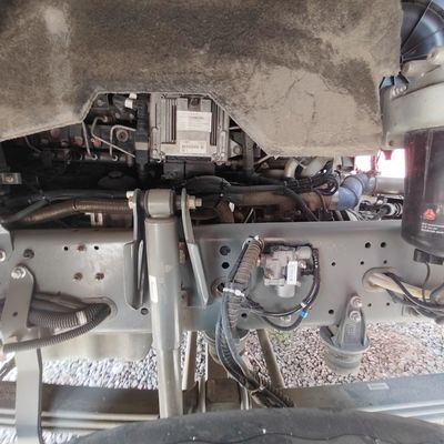 10 Camioni a ruote e camion da trasporto con peso lordo di 7500.000 kg